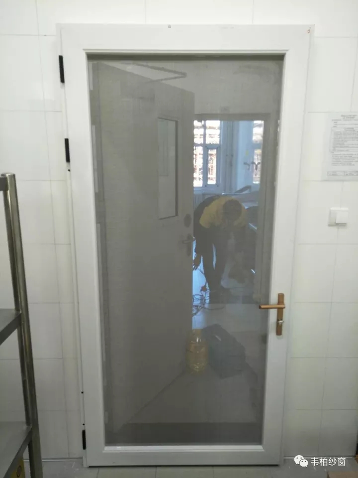 金剛網(wǎng)平開(kāi)紗門(mén)